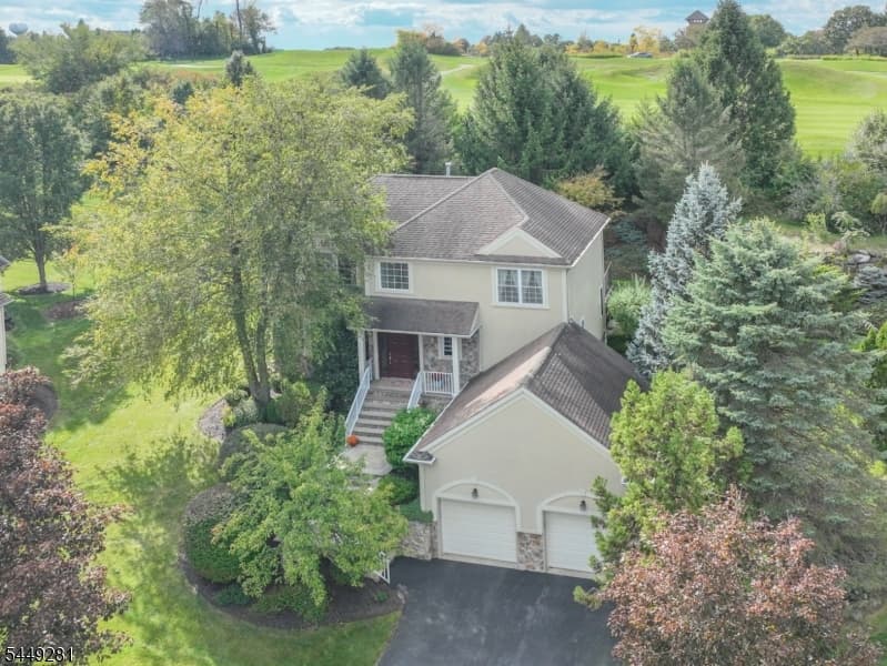 9 Cypress Ln, Hardyston Township