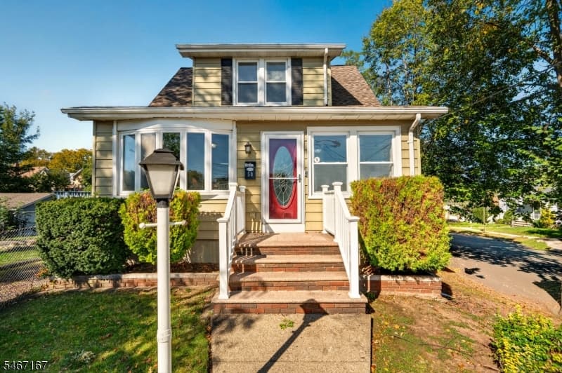 50 Oakwood Ave, Bloomfield Township