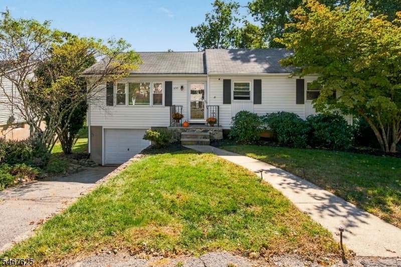 635 Bensel Dr, Mount Arlington Borough