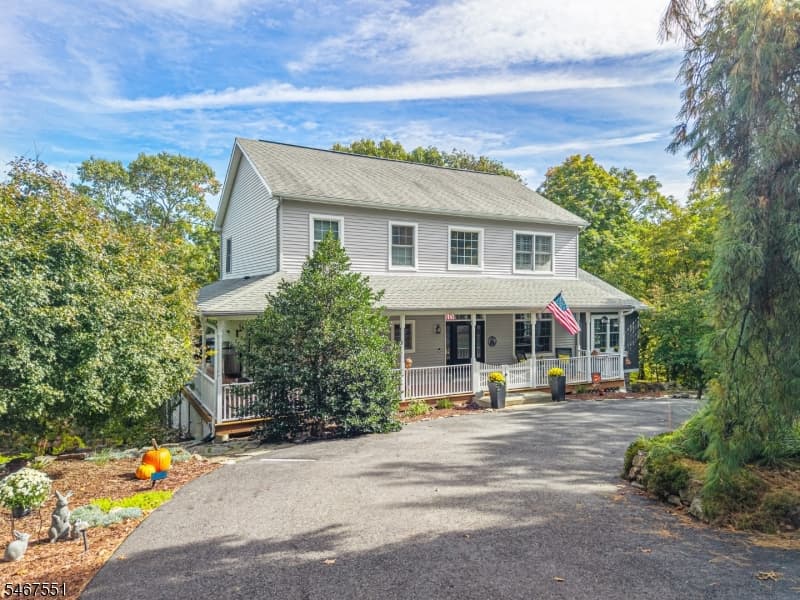 105 Alpine Ridge Rd, West Milford Township