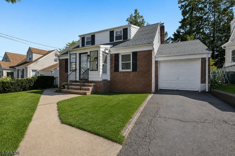 75 Emerson St, Clifton City