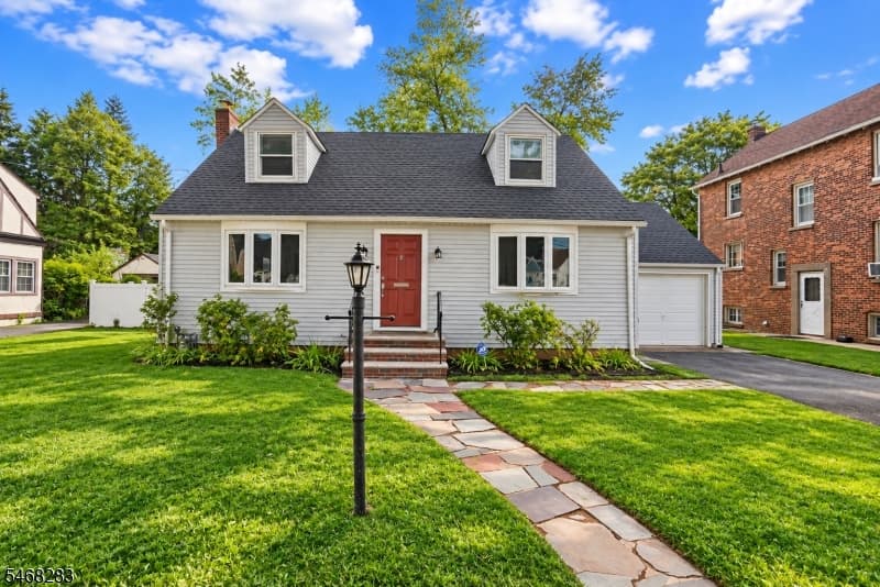 825 Bishop St, Union Township