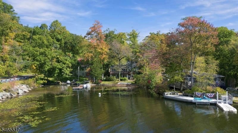 12 Knollwood Pl, Hopatcong Borough