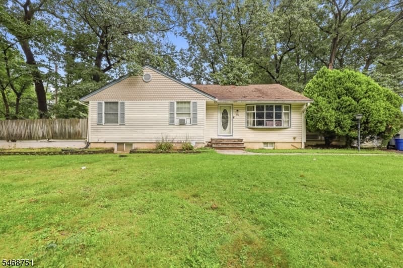76 Page Dr, Oakland Borough
