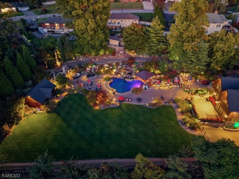 87 Jackson Ave, Wayne Township