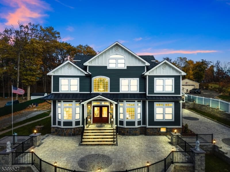 45 Dietrich Ln, North Haledon Borough