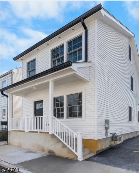 32 West St, Bordentown City
