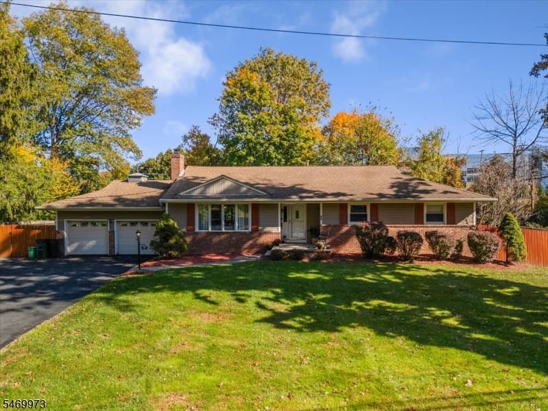 63 Sun Valley Way, Morris Plains Borough