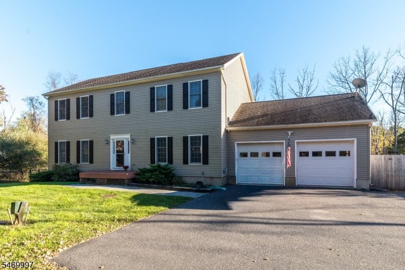 248 Rummel Rd, Holland Township