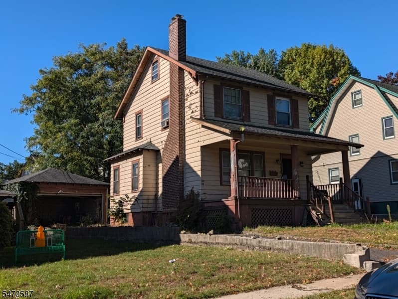 7 Whitman Ave, East Orange City