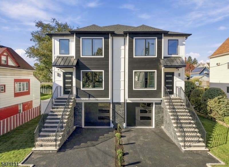 33 Cedar St #B, Garfield City