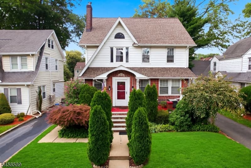 351 Griggs Ave, Teaneck Township