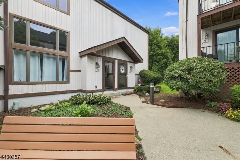 113 Alpine Ct #13, Stanhope Borough