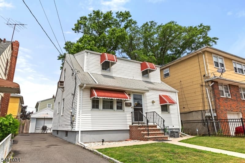 1147 Passaic Ave, Linden City