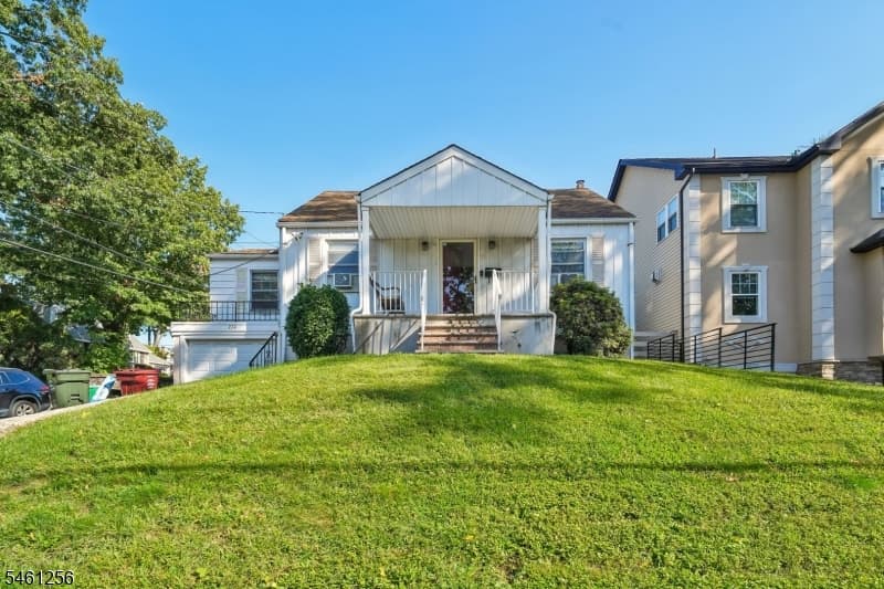 274 E Passaic Ave, Nutley Township