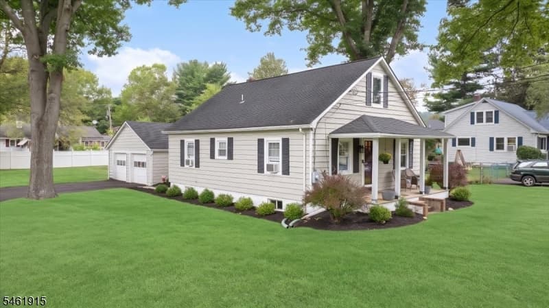 203 Pine St, Hackettstown Town
