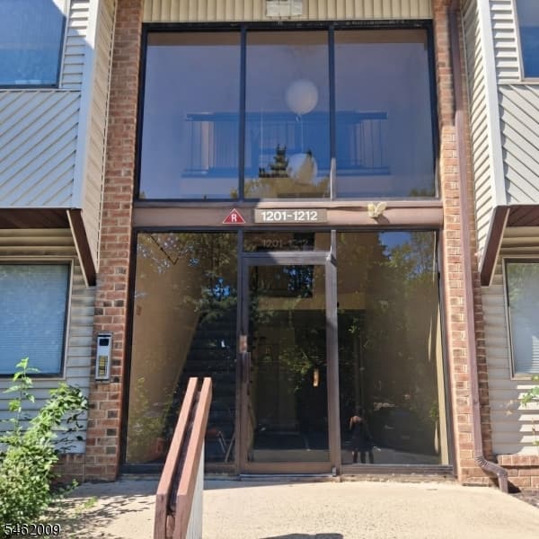 1203 Edison Glen Ter #1203, lead photo