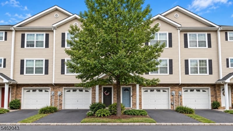 27 Keenan St, Franklin Township
