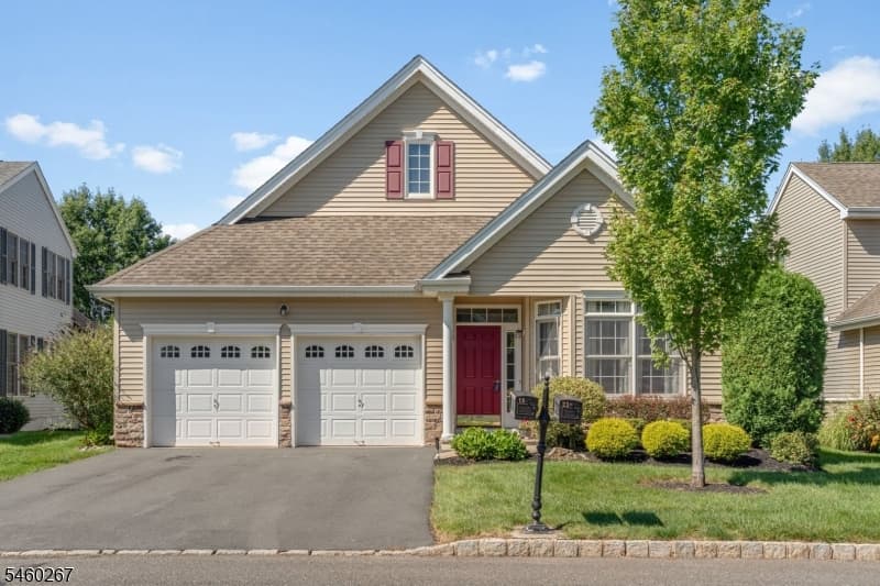 23 Constitution Way, Franklin Township