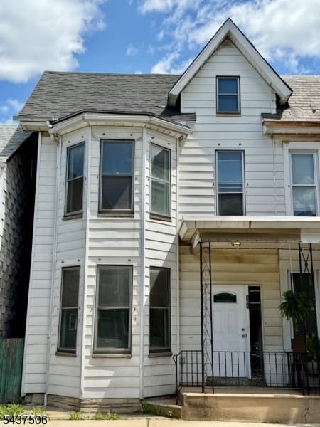 507 S Main St, Phillipsburg Town
