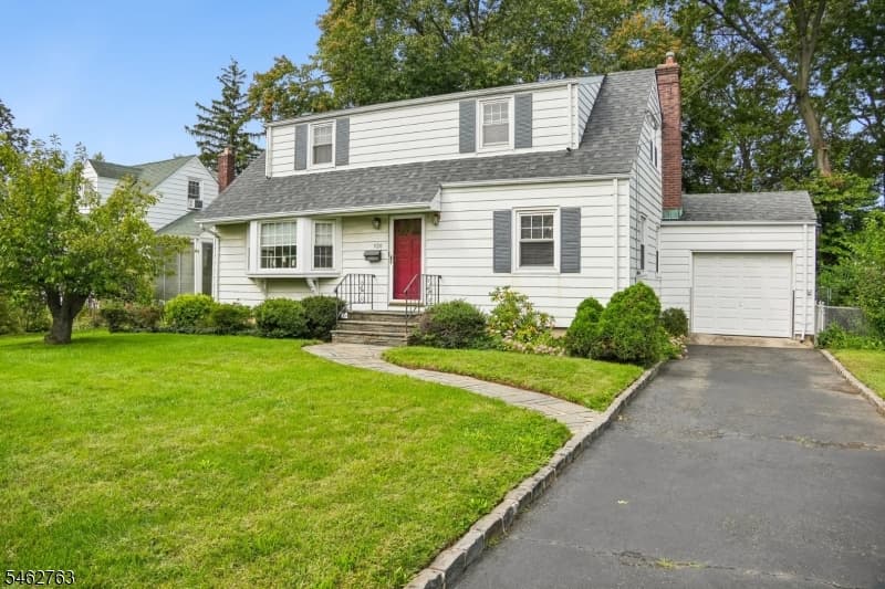 926 Steib Ter, Union Township