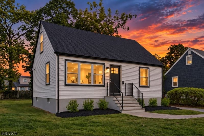154 Oakmanor Pkwy, South Plainfield Borough