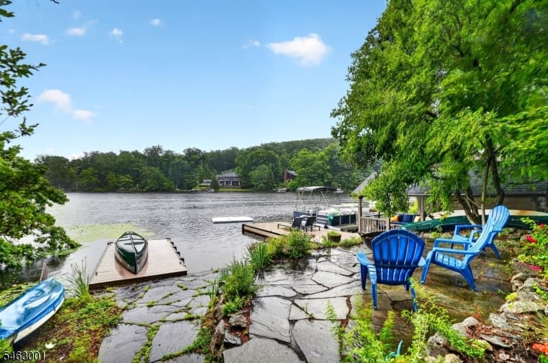 106 Demarest Rd, Bloomingdale Borough