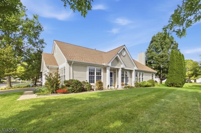 10 Stafford Ln, White Township