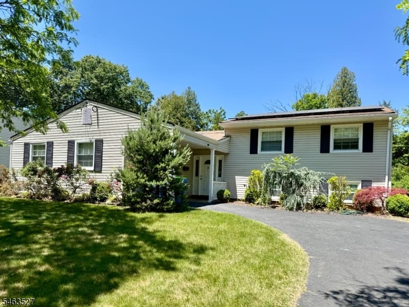44 Drake Rd, Franklin Township