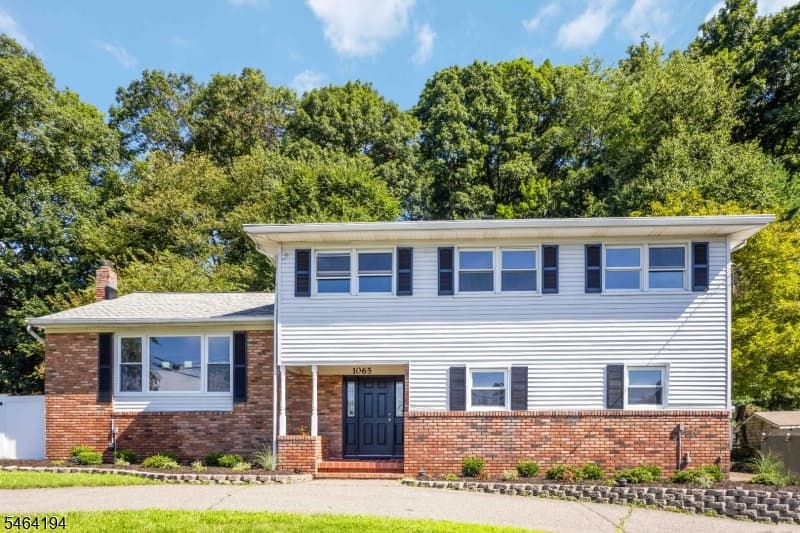 1065 Sussex Tpke, Randolph Township