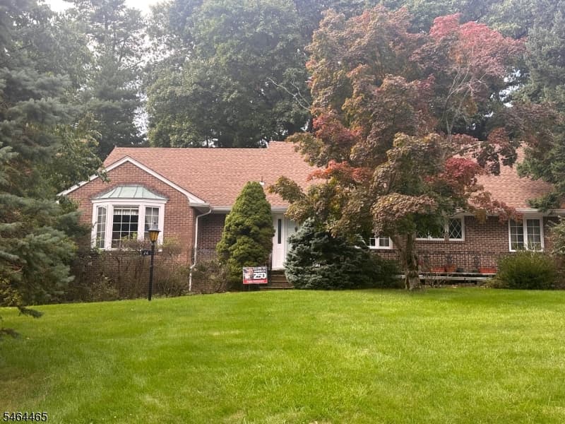 26 Faber Dr, Hawthorne Borough