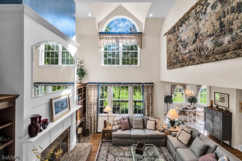 31 Dickinson Rd, Bernards Township