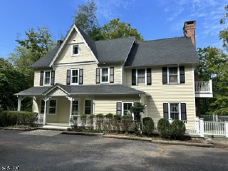 42 Academy St, Califon Borough