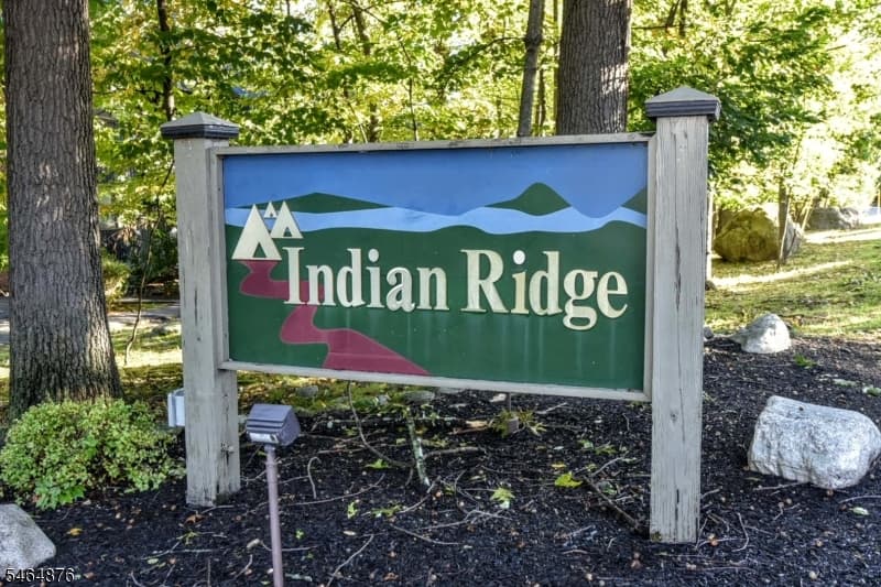 3221 Hilltop Rd #3221, Mahwah Township