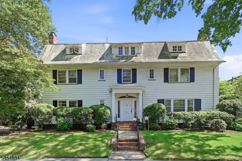 415 Ridge St, Newark City