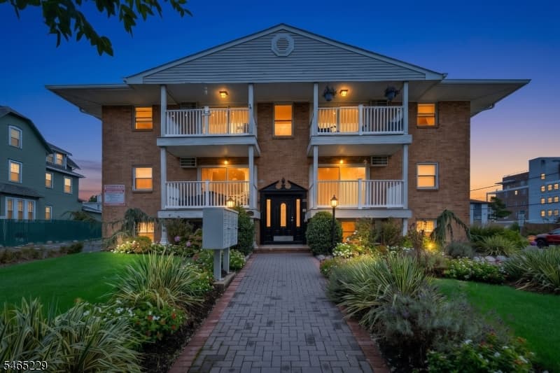 301 6th Ave, Asbury Park City