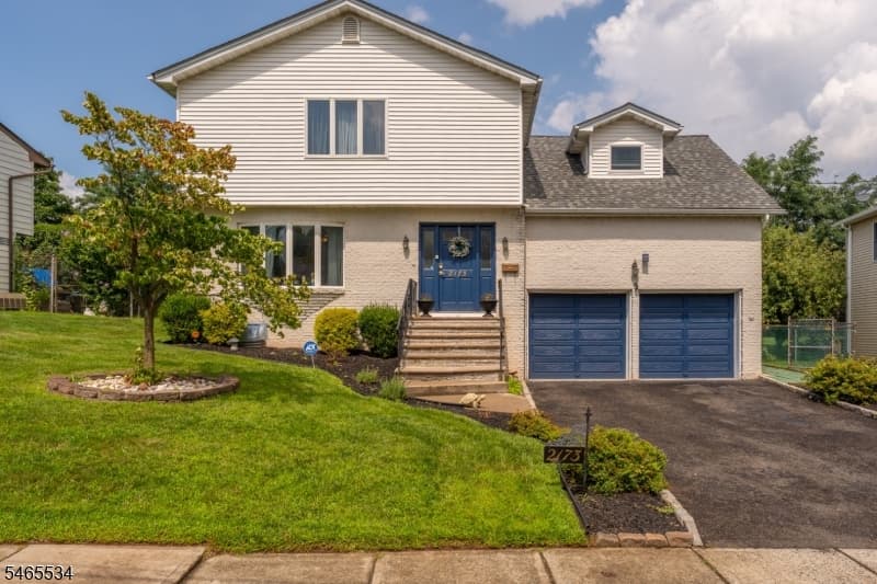 2173 Halsey St, Union Township