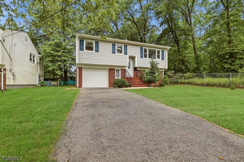760 Harrison Ave, Roselle Borough