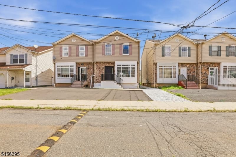 8 Somerset St, Carteret Borough