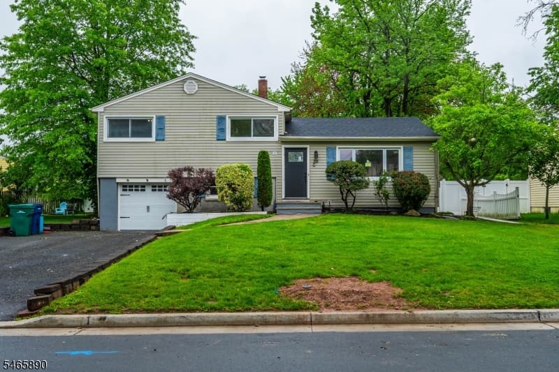 58 Glenwood Rd, Fanwood Borough