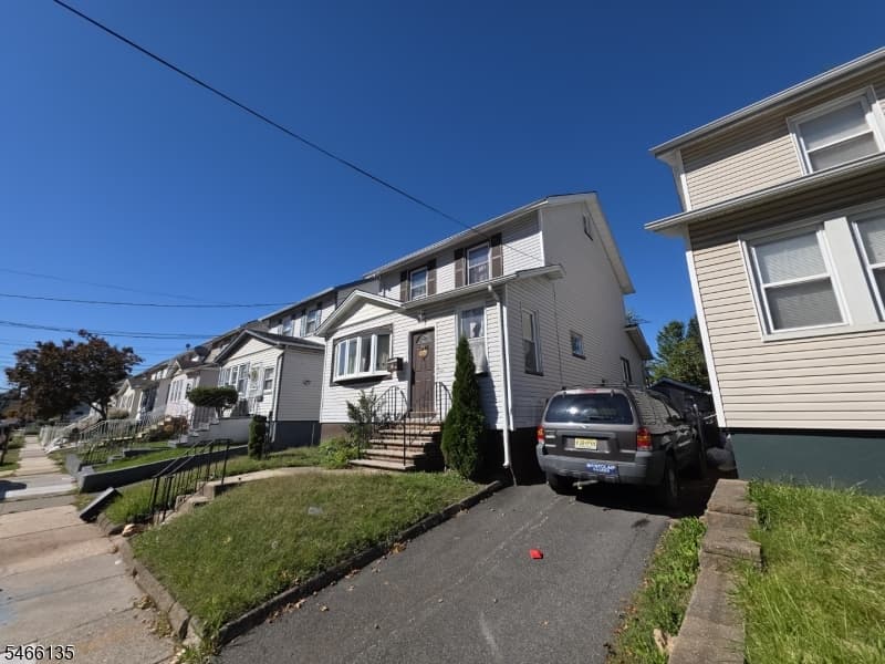 65 Melrose Ave, Irvington Township