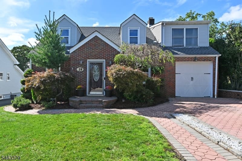 19 Orchard St, Nutley Township