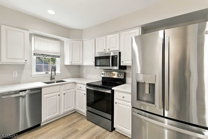 132 Jamestown Rd, Bernards Township