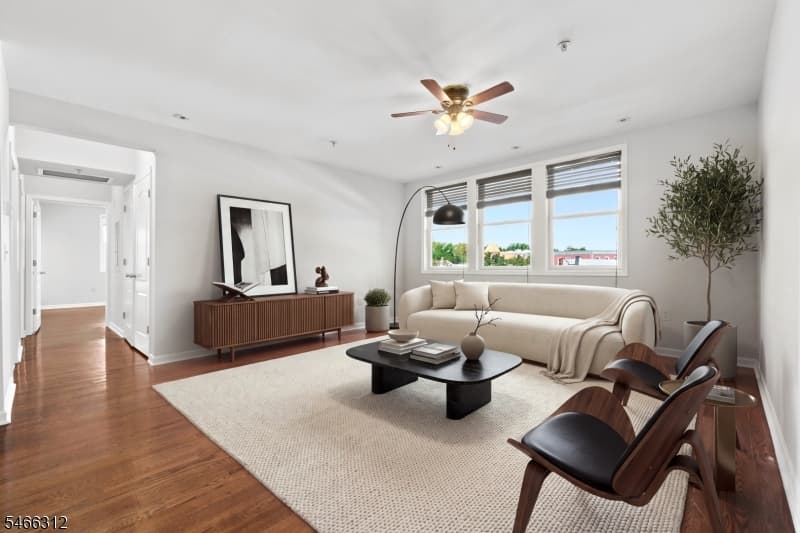 22 Sylvan St #2A, Rutherford Borough